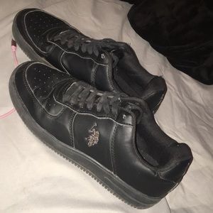 9.5 Men’s USPA Shoes